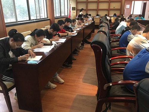 衡陽市蒸湘區(qū)仁愛實驗中學|衡陽全日制|全寄宿|全封閉|半月假制初級中學 衡陽市蒸湘區(qū)仁愛實驗中學|衡陽全日制|全寄宿|全封閉|半月假制初級中學
